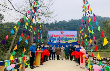  Phân bón Quỳnh Trang khánh thành cầu tình nghĩa tại Chợ Đồn